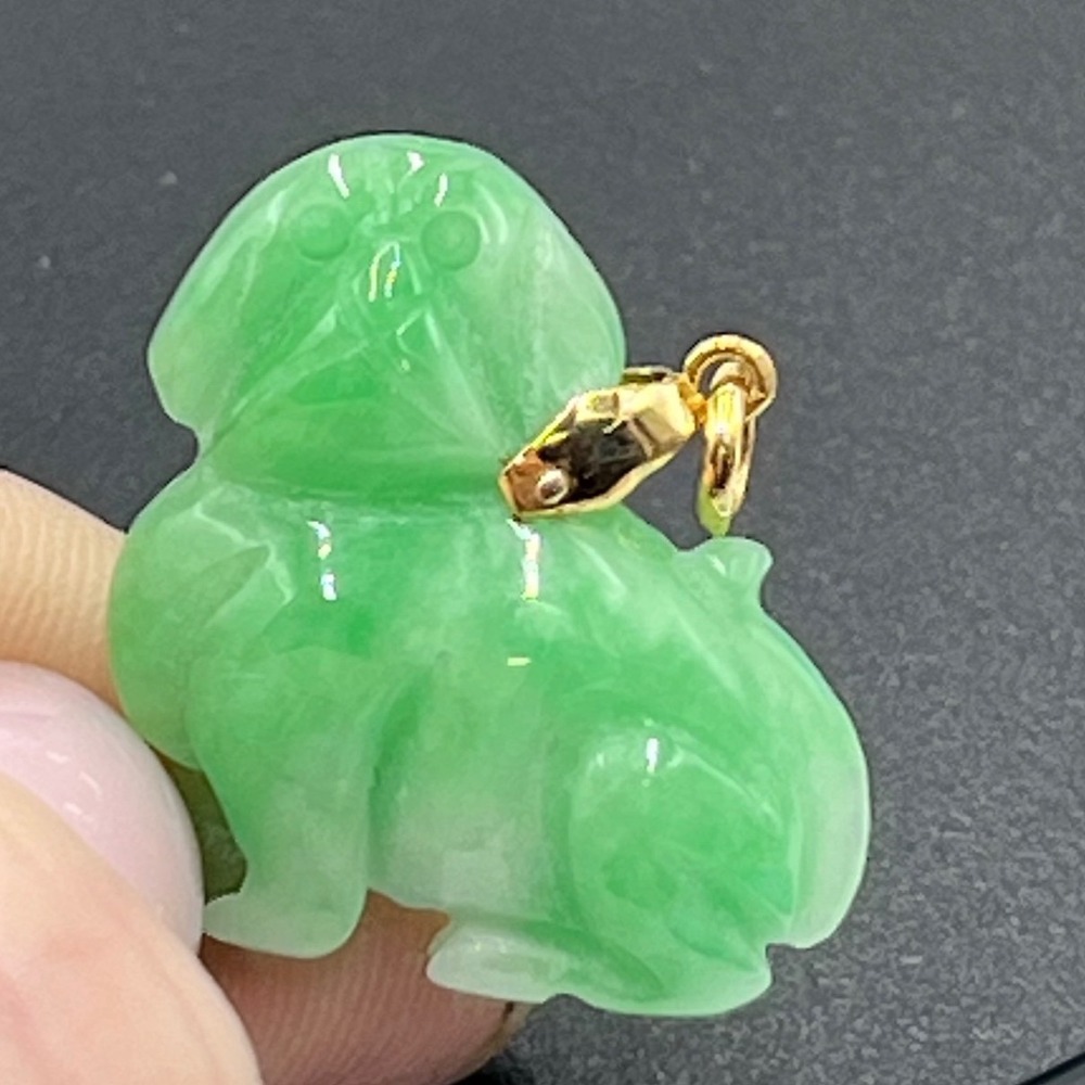 Natural‎ Apple Green Jade Zodiac Dog Pendant 14K Gold Carved Chinese Good Luck
